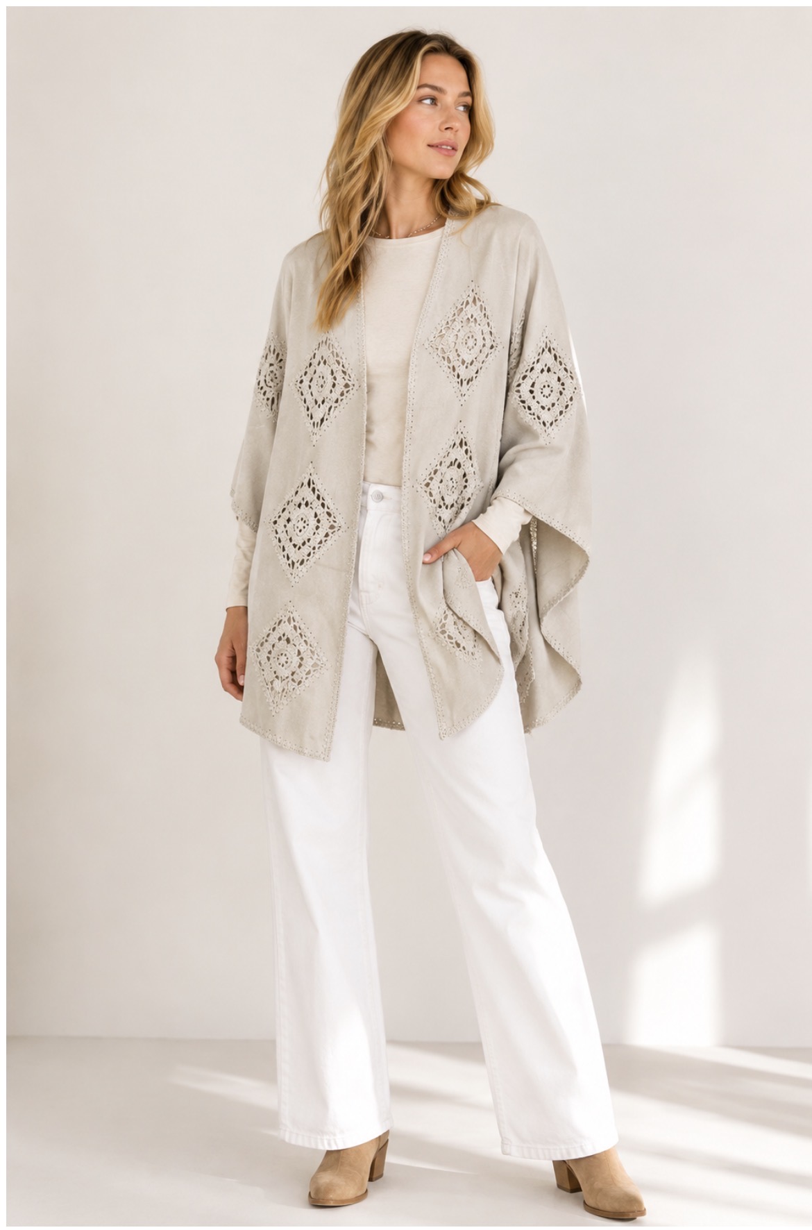 Kimono gamuza y crochet